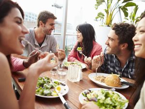 色々な人とコミュニケーションする